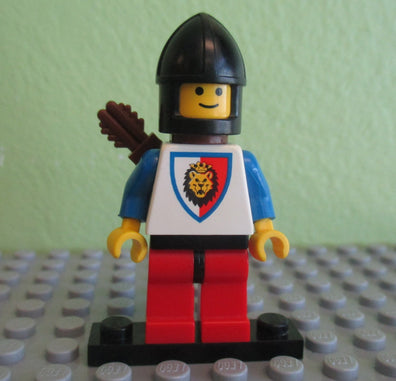 LEGO Minifigure-Royal Knights - Knight 1, Black Chin-Guard, with Quiver-Castle / Royal Knights-CAS239-Creative Brick Builders